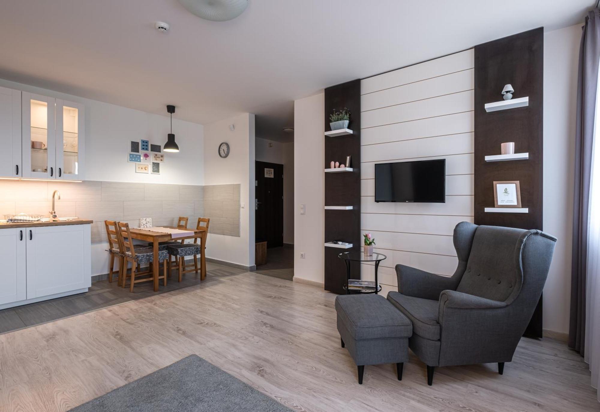 Aranymandula Apartmanok بالاتوناكالي المظهر الخارجي الصورة