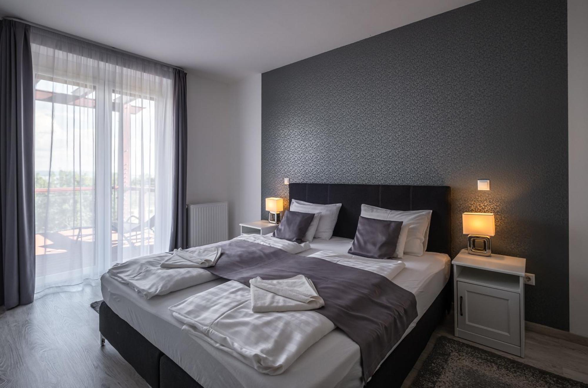 Aranymandula Apartmanok بالاتوناكالي المظهر الخارجي الصورة